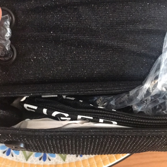 - Kurt Geiger London Brixton Shoulder Bag Kurt Geiger London - Picture 8 of 16